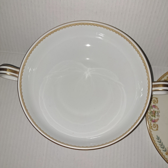 Dinner wear very beautiful can be used for Soup gravy. - Picture 5 of 16